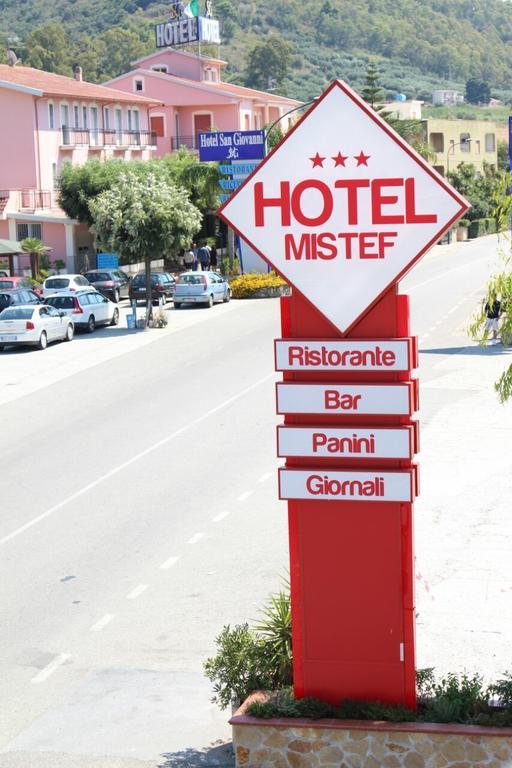 Hotel Mistef Falerna Eksteriør bilde