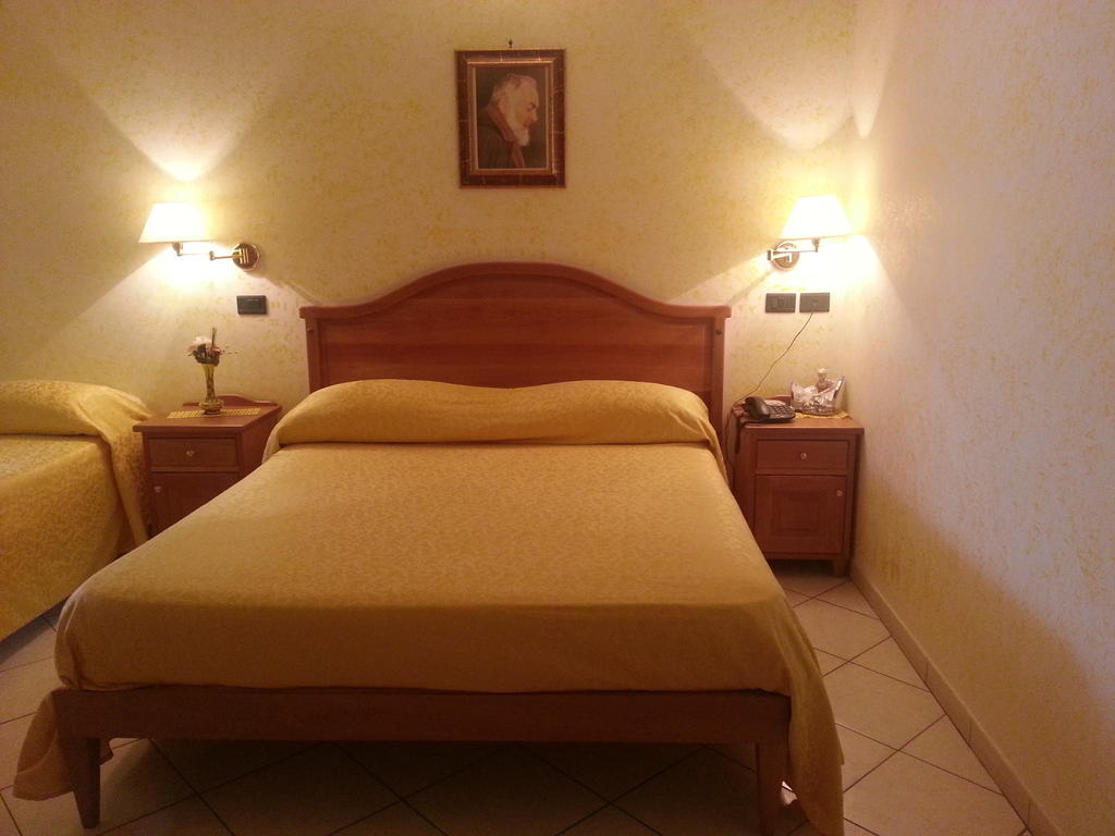 Hotel Mistef Falerna Rom bilde